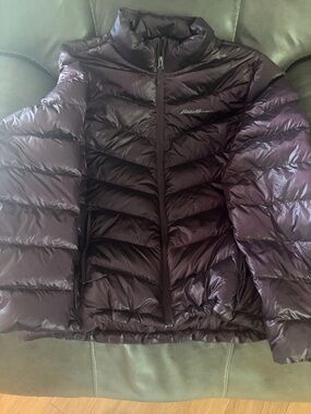 Eddie Bauer Plum Lightweight Packable Puffer Jacket